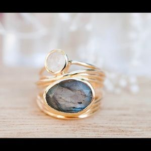 Gold plated ring Labradorite & moonstone gemstones